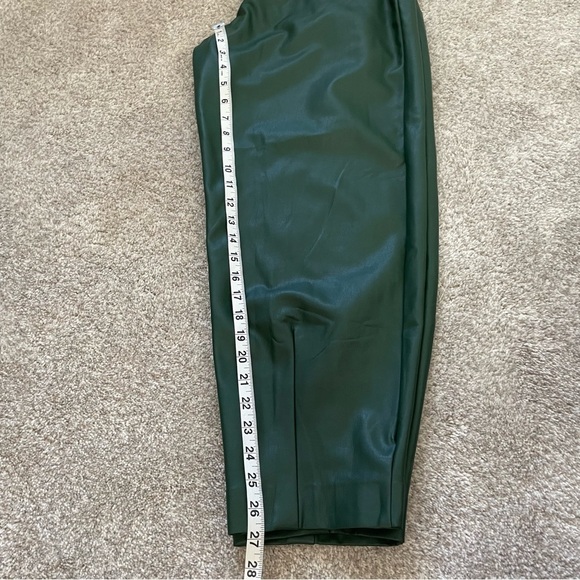 NWT Anthropologie Maeve Faux Leather Pleated Taper Pant Size 4 Dark Green - Picture 10 of 14
